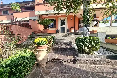 Villa in vendita, Via Montiglioni, Grottaferrata