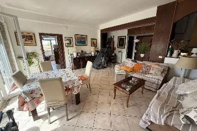 Casa in vendita, Via degli Aldobrandini, Roma