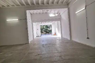 Negozio in vendita, Via Celso Cittadini, Siena