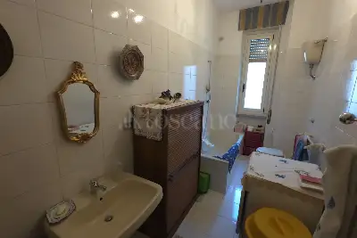 Casa in vendita, Via Costantino, Roma