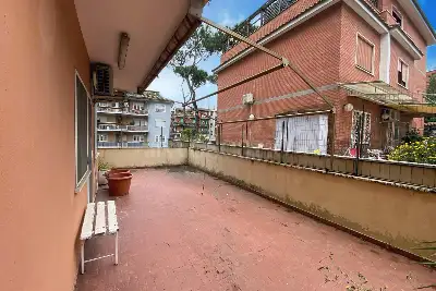 Casa in vendita, Via Baveno, Roma