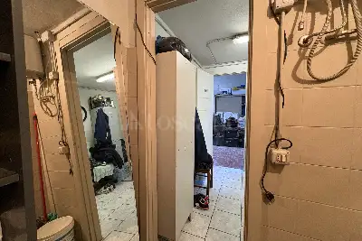 Laboratorio in vendita, Via Lago di Nemi, Milano