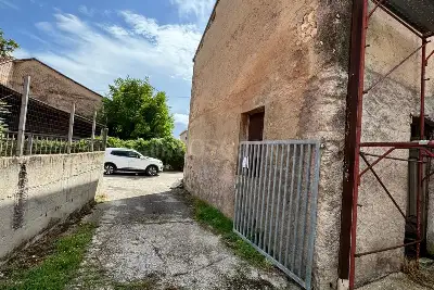 Casa Indipendente in vendita, Via San Francesco, Avezzano