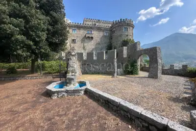 Palazzo in vendita, Via Pianillo, Balsorano