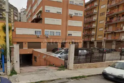 Garage in vendita, Via San Lorenzo 77, Palermo