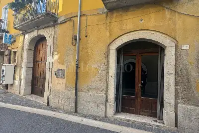 Negozio in affitto, Piazza San Marco - Manocalzati, Manocalzati