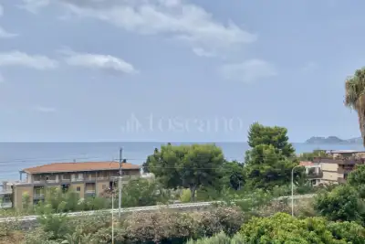 Casa in vendita, via Nuova, Letojanni