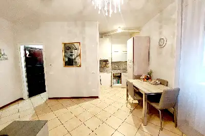 Casa in vendita, Via Abbazia, Brescia