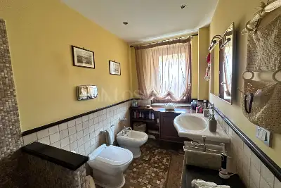 Casa in vendita, Via Emanuele Cutore, Gravina di Catania