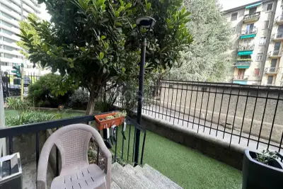 Casa in vendita, Via Pessano, Milano