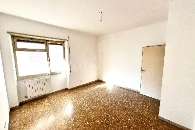 Casa in vendita, Via Graziano, Roma