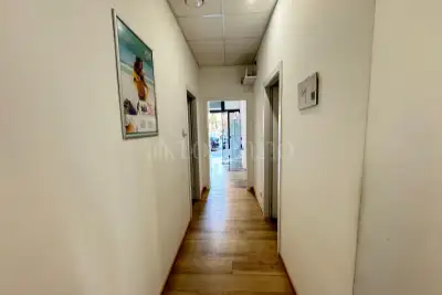 Negozio in affitto, Via di S. Angela Merici, Roma