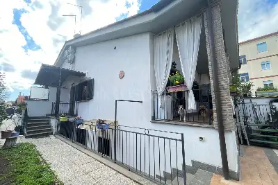 Villa Plurifamiliare in vendita, Via Pietro Benedetti, Roma