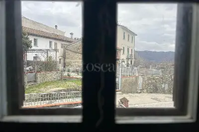 Casa Indipendente in vendita, Località Curcelle, Vernio