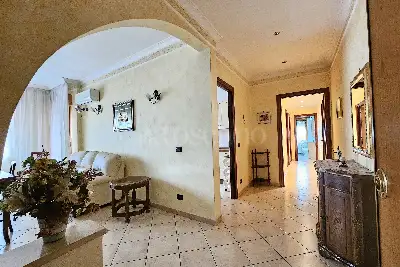 Casa in vendita, Via Gran Bretagna, Pomezia