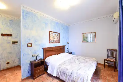 Palazzo in vendita, Via Como, Erba