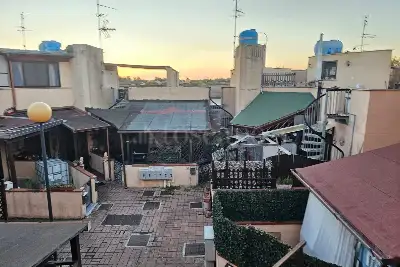 Villino a Schiera in vendita, Via Capraia, Latina