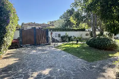 Villa in vendita, Via Torcegno, Roma