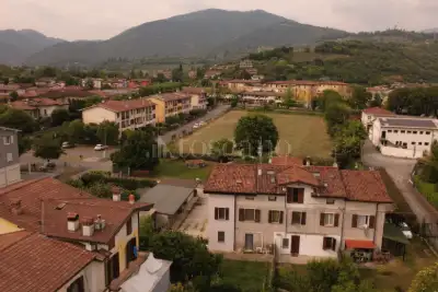 Casa in vendita, Via Trento, Gussago