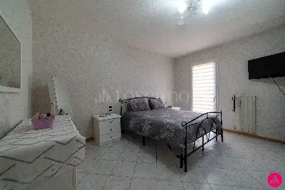 Villino a Schiera in vendita, Via Vallenoncello, Pordenone