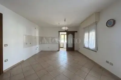 Magazzino in vendita, Via IV Novembre, Concesio