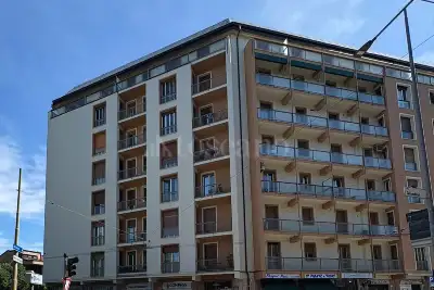 Casa in vendita, Piazzale Risorgimento Italiano, Modena