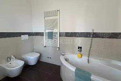 Casa in vendita, Piazza Europa, Prato