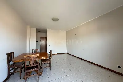 Casa in vendita, Via Carlo Romagnoli, Latina