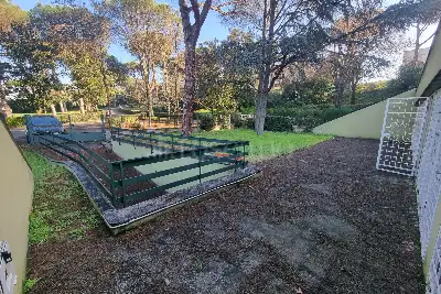 Casa Indipendente in vendita, Via Benedetto Stay, Roma