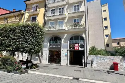 Negozio in affitto, Corso Vittorio Emanuele II, Avellino