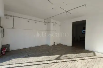 Negozio in vendita, Via del Fosso dell'Acqua Mariana, Roma