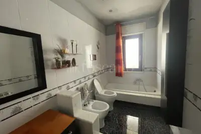 Casa in vendita, via Sarah Ferrati, Palermo