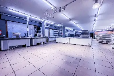 Negozio in vendita, Via Copernico 5, Olbia, Olbia