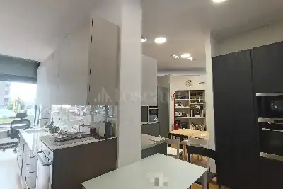 Attività Commerciale in vendita, Largo Gaetano la Loggia, Roma