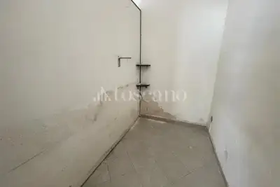 Negozio in vendita, Via Cataldo Parisio, Palermo