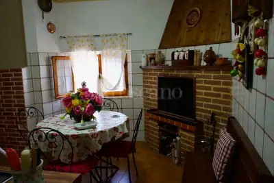 Casa in vendita, Via San Pietro, Contigliano