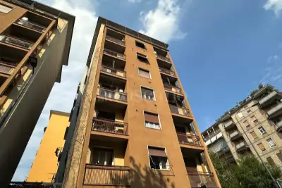 Casa in vendita, Via Alfonso Capecelatro, Milano