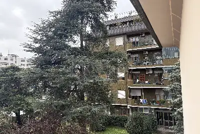 Stabile Uso Ufficio in vendita, Via Santa Gonda, Prato