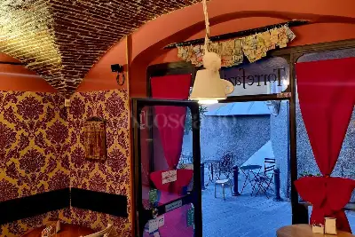 Negozio in vendita, Via della Maddalena, Genova