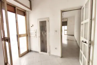 Negozio in vendita, Via Carmine, Brindisi