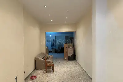 Negozio in vendita, Via Scipione Crisanzio, Bari