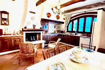 Villa in vendita, Via Alfredo Graziani, Tempio Pausania