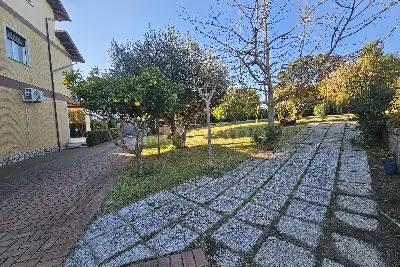 Villa in vendita, via delle roselle, Anzio