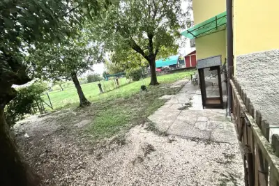 Villa in vendita, Via San Zeno, Brescia