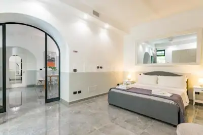 Casa in vendita, Via Laurina, Roma