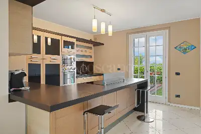 Villa Bifamiliare in vendita, Via Colli Storici, Desenzano del Garda