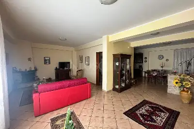 Villa in vendita, Via C. Colombo, San Pietro Clarenza