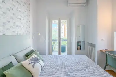 Casa in vendita, Via Paolo Frisi, Milano