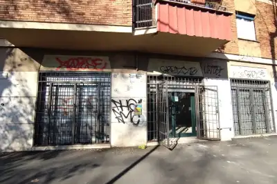 Negozio in vendita, Lungotevere degli Inventori, Roma
