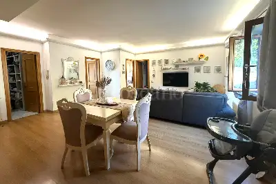 Villa in vendita, Via Umberto Ricci, Roma